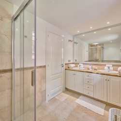 Luxueus zuidgericht 2-slaapkamerappartement in "Bahia de Los Menceyes", met spectaculair uitzicht over de oceaan en La Rasca!