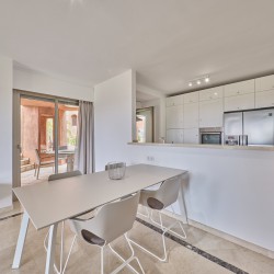 Luxueus zuidgericht 2-slaapkamerappartement in "Bahia de Los Menceyes", met spectaculair uitzicht over de oceaan en La Rasca!